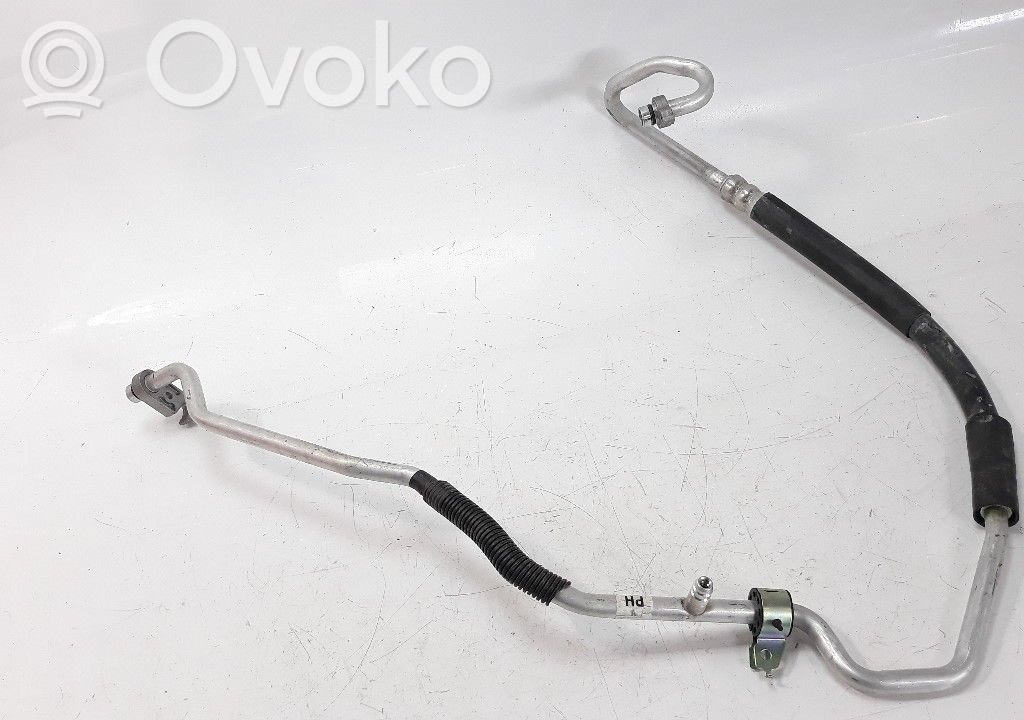 Mazda 3 Ilmastointilaitteen putki (A/C) 