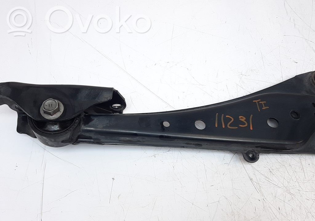 Lexus NX Querlenker hinten 