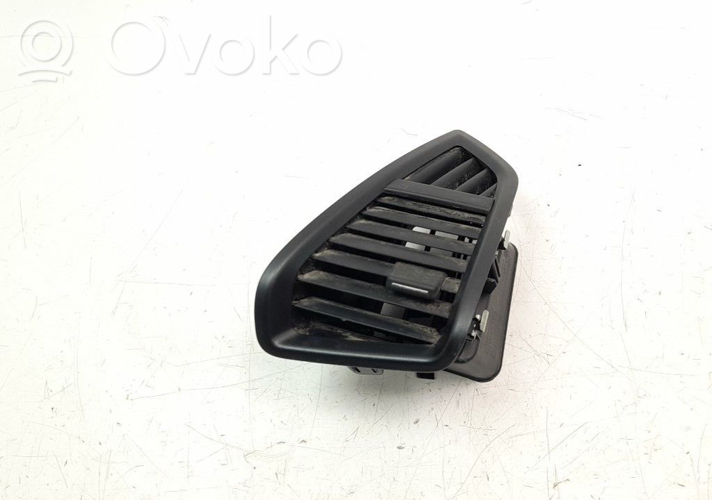 Conducto/guía del intercooler   DN1BN01B09