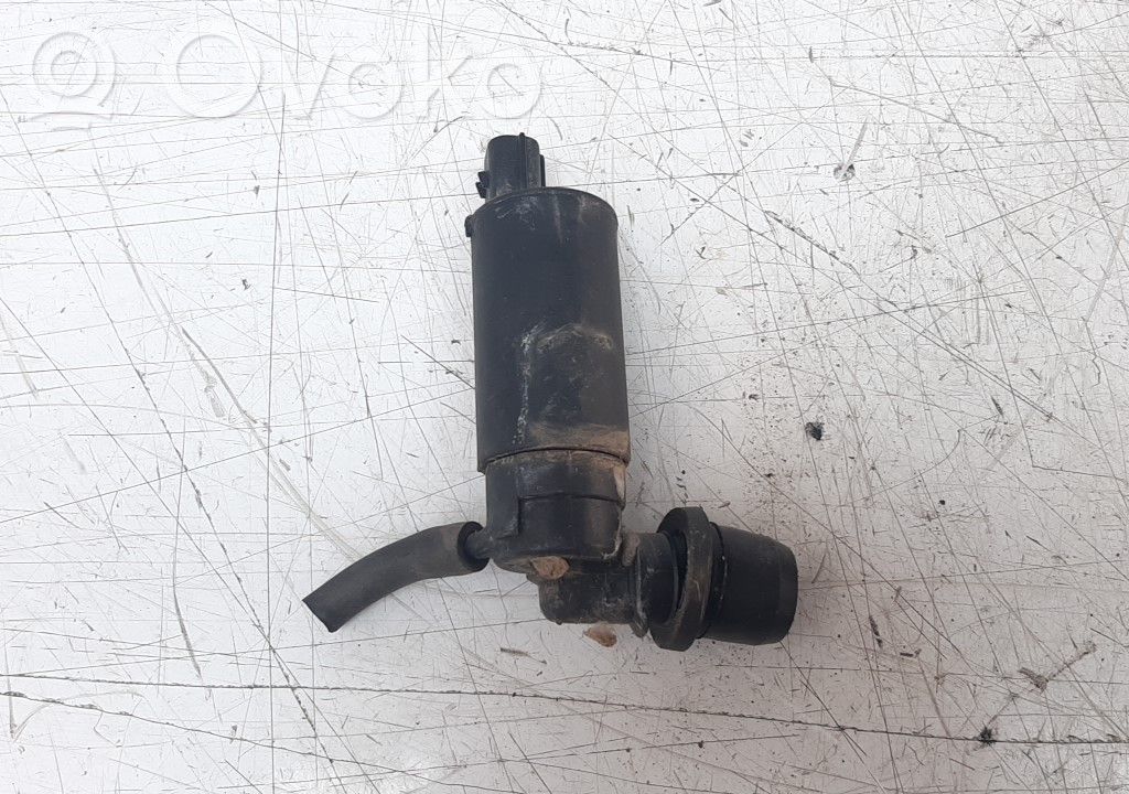 Windscreen/windshield washer pump   DMC100540