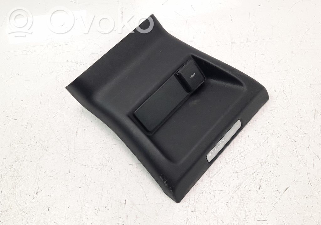 Rivestimento inferiore   K8D204569A