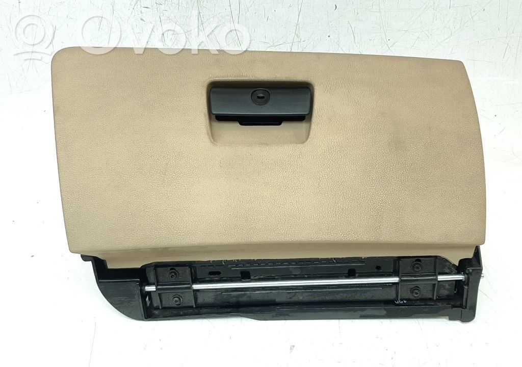 Handschuhfach   51169110539