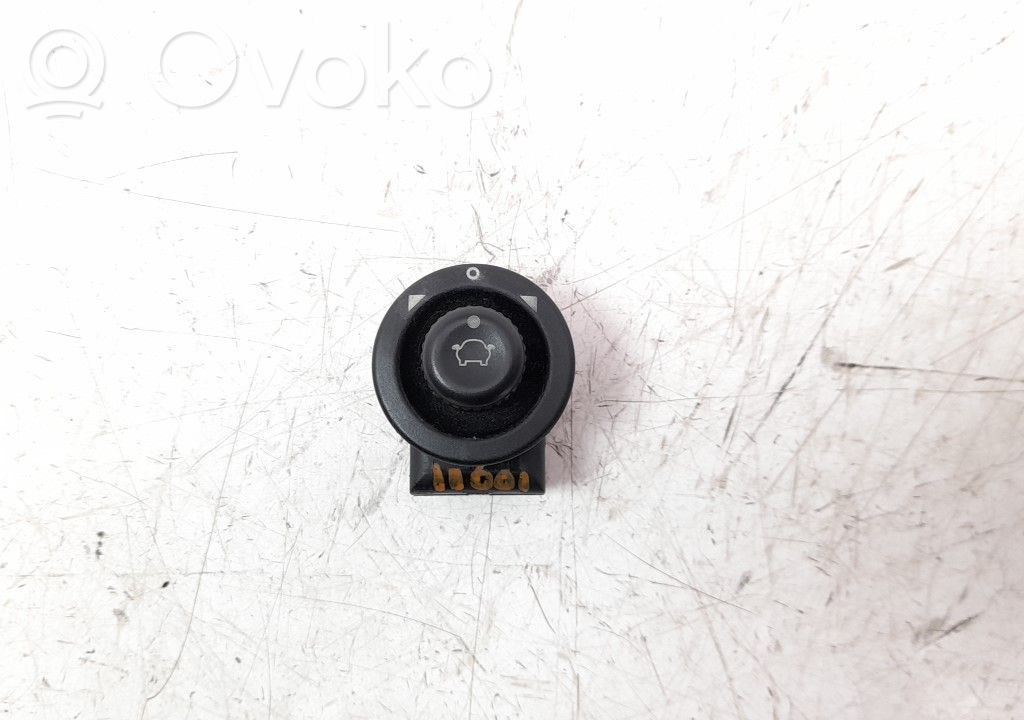 Comutator oglinzi laterale   CA6T17B676AA