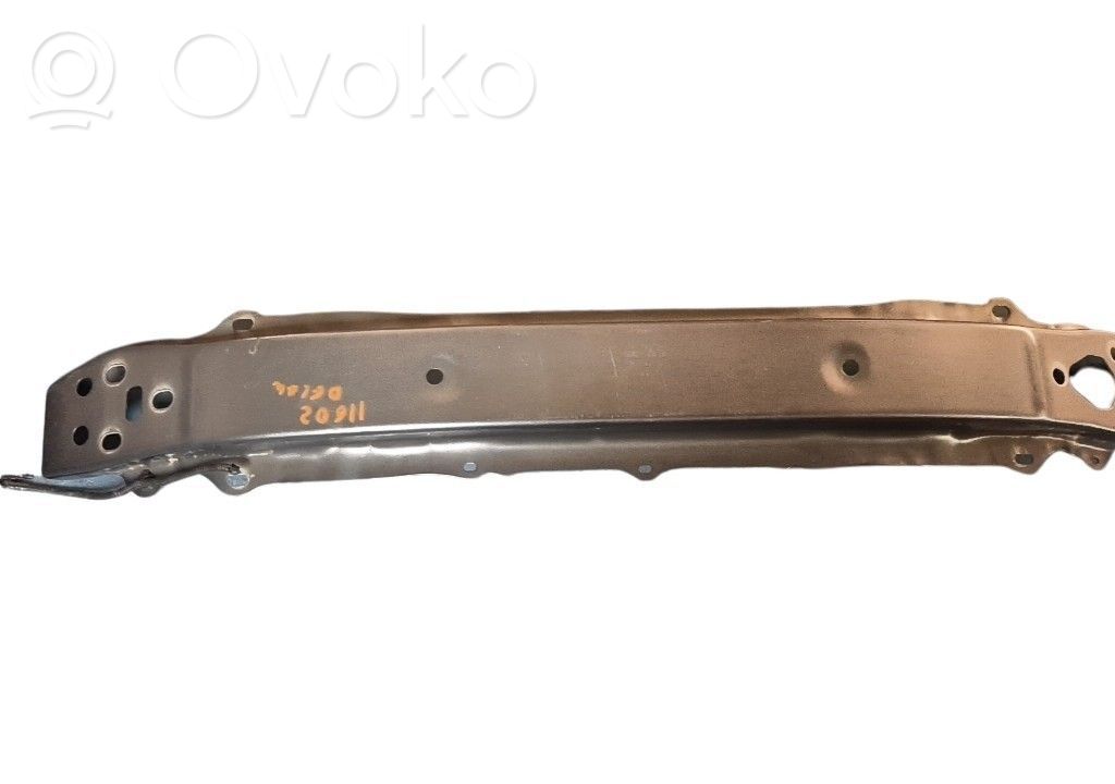 Toyota Yaris Etupuskurin kannake