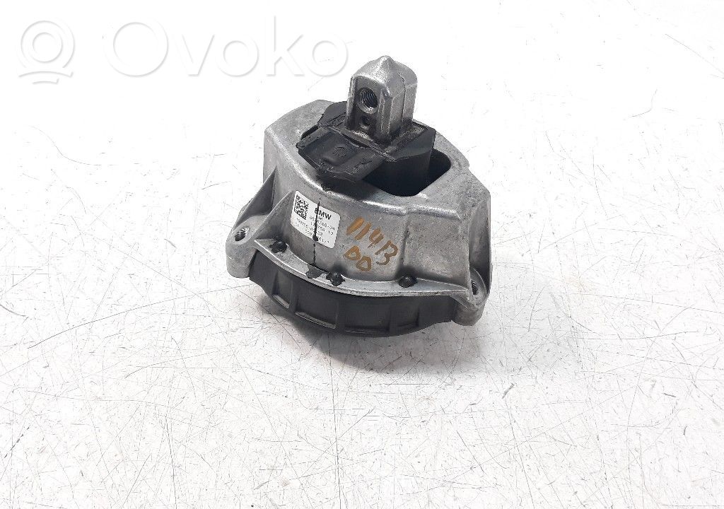 Engine mount bracket   6876760