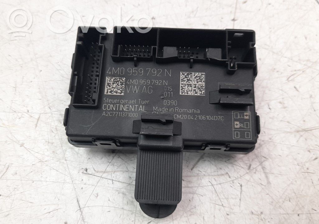 Módulo de confort/conveniencia   4M0959792N,A2C7711371000