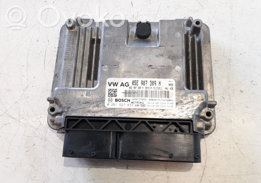 Engine control unit/module   05E907309H