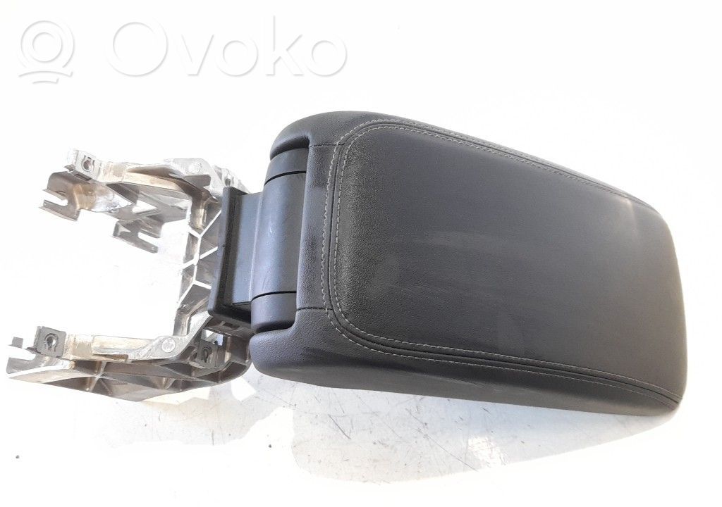 Armrest   8V0864207E