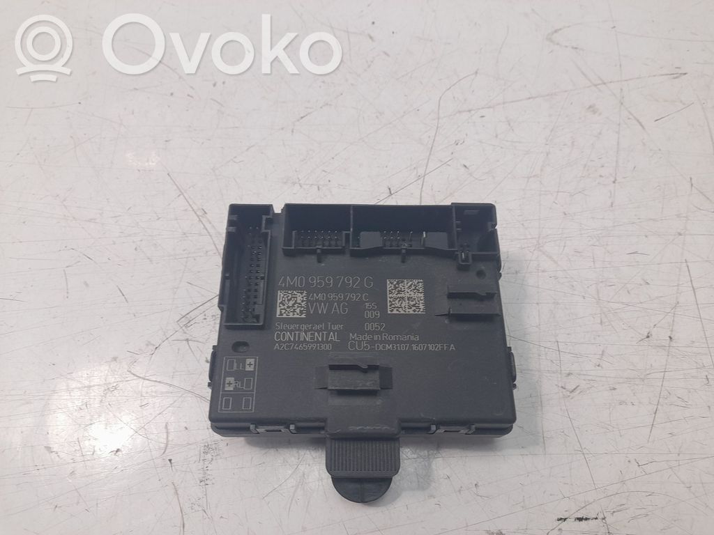 Audi A4 Allroad B9 Comfort/convenience module 