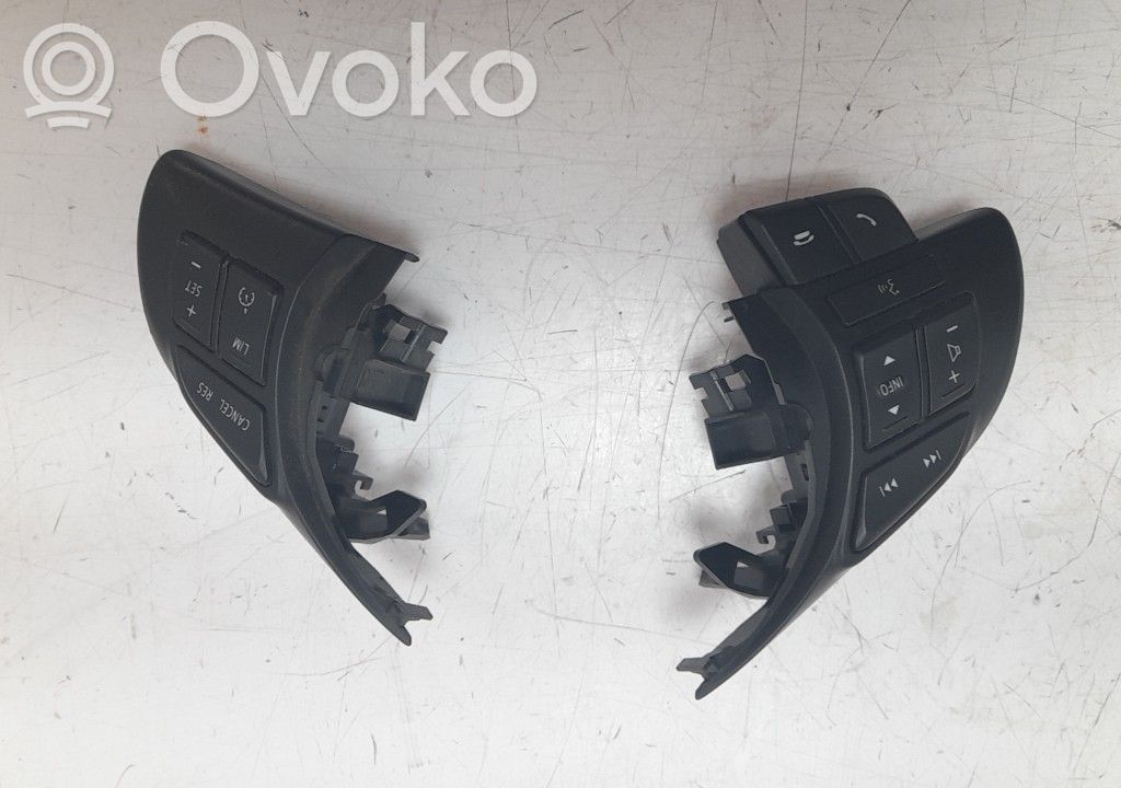 Mazda 6 Interruptores/botones de la columna de dirección 