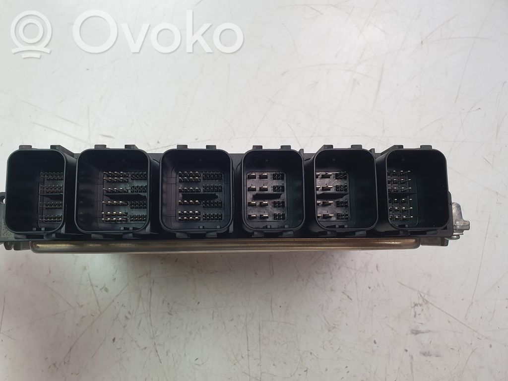 Engine control unit/module   5A5778001,0261S1066L