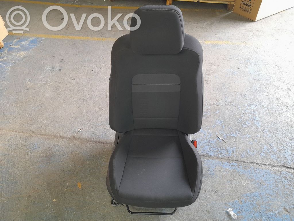 Fotel przedni pasażera   88260Q0040B6B
