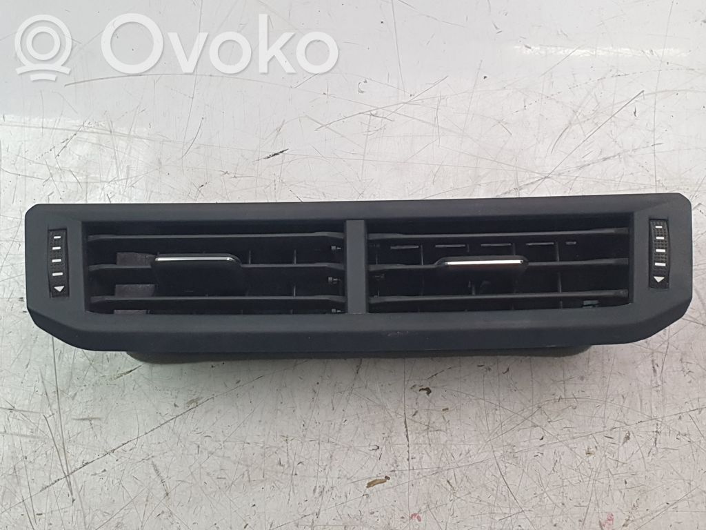 Volkswagen Polo VI Wlot / Kanał powietrza intercoolera 