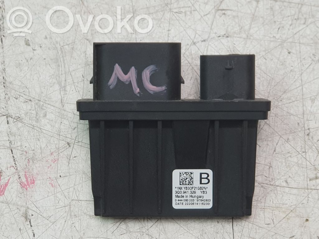 Sonstige Steuergeräte / Module   3Q0941329