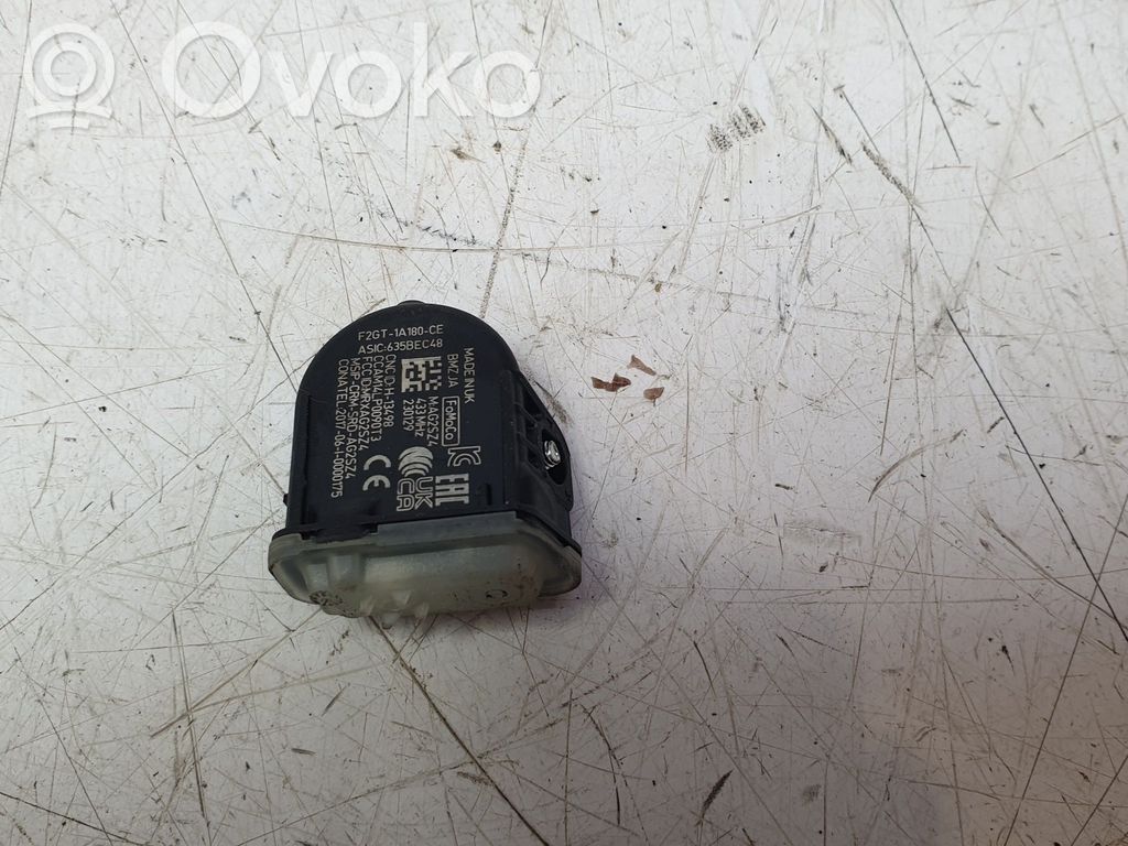 Sensor de presión del aceite   F2GT1A180CE