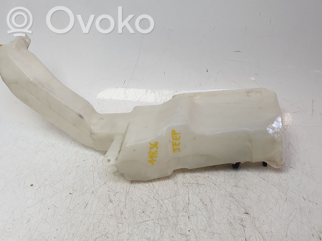 Zbiornik płynu do spryskiwaczy szyby przedniej / czołowej   68104800,BHD4982J