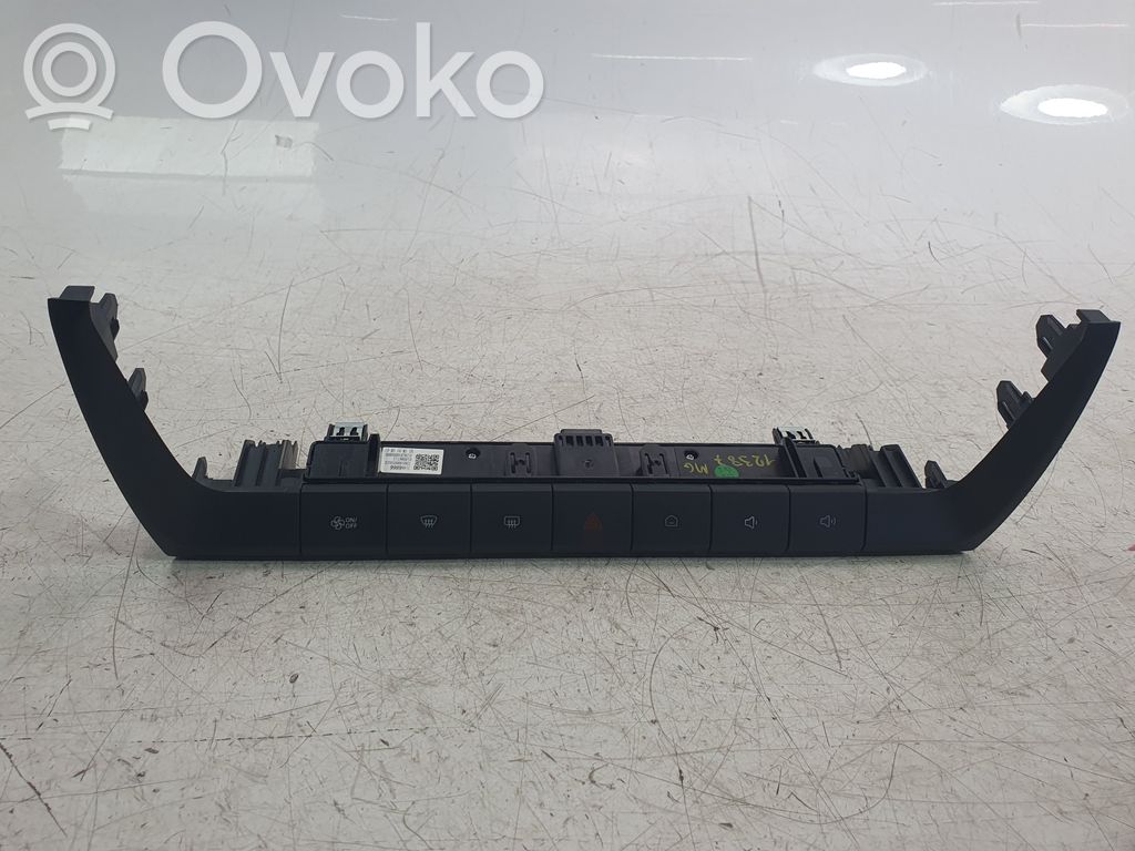 Botón interruptor de luz de peligro   11466866