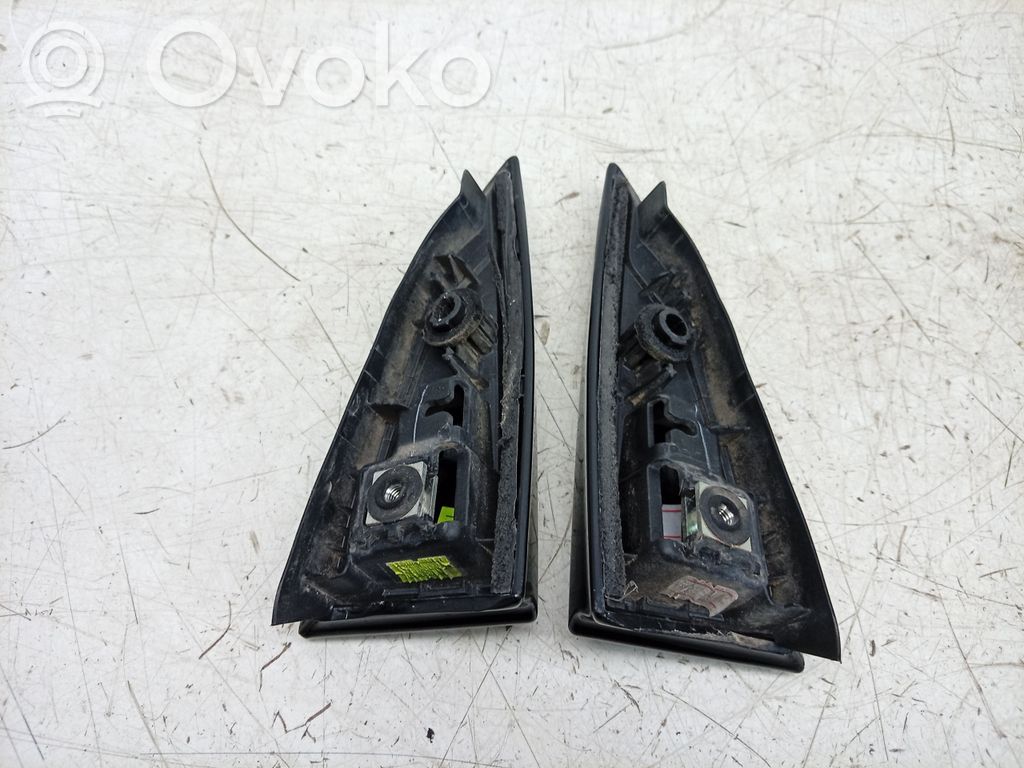 Renault Clio IV Alaverhoilu 