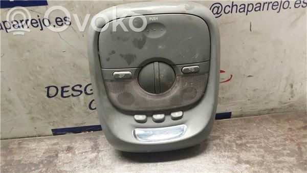 KIA Carens I Front seat light 