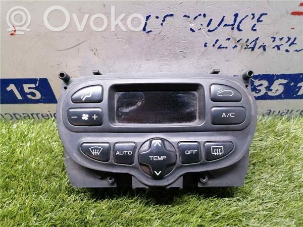 Peugeot 307 Ilmastointi-/lämmityslaitteen säätimen kehys 