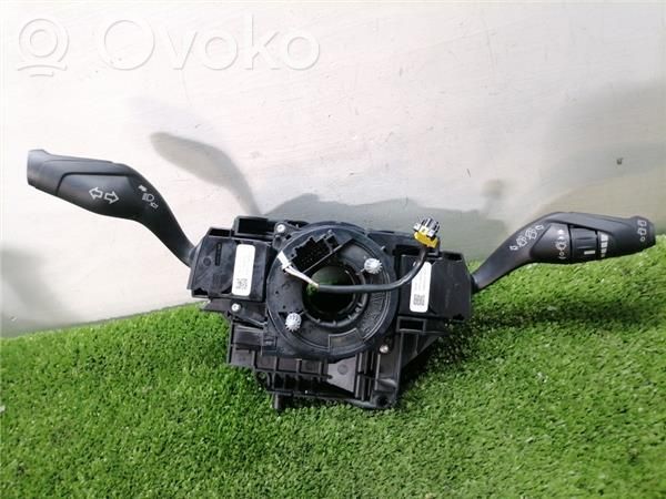 Interruptor de control multifunción   AV6T13335AD,AV6T17A553AD
