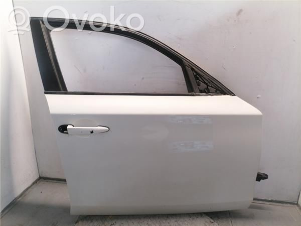 Porte avant