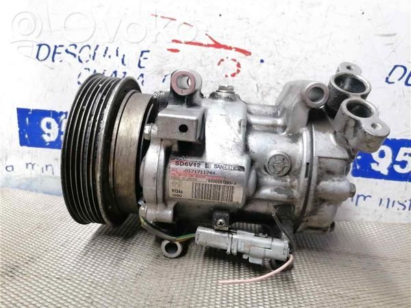 Renault Clio III Air conditioning (A/C) compressor (pump) 