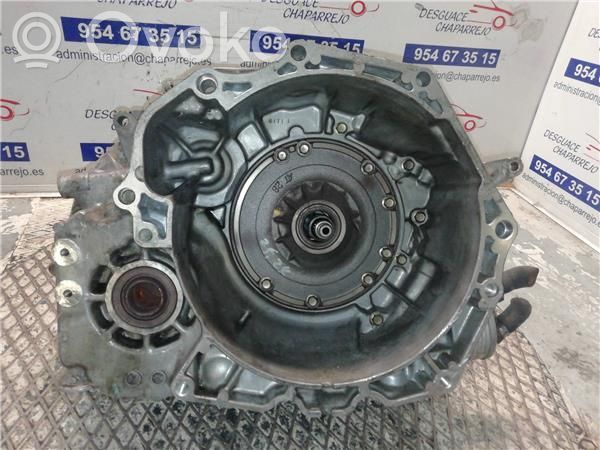 Manual 5 speed gearbox   8200146554,DK59026