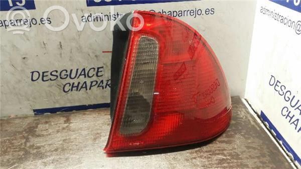 Lámpara de faros/luces traseros