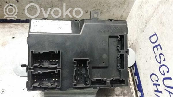 Ford Fiesta Portin ohjausyksikkö 