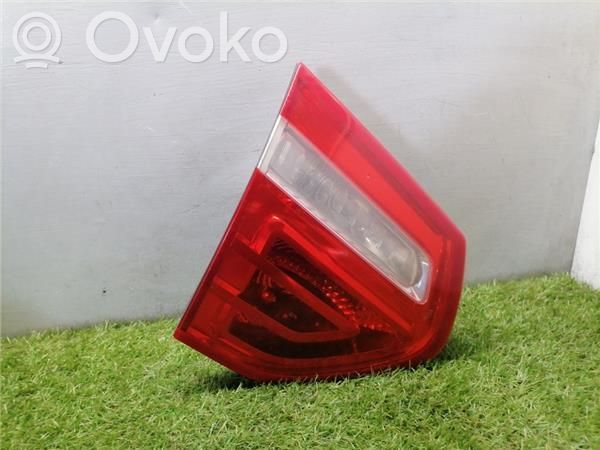 Lámpara de faros/luces traseros