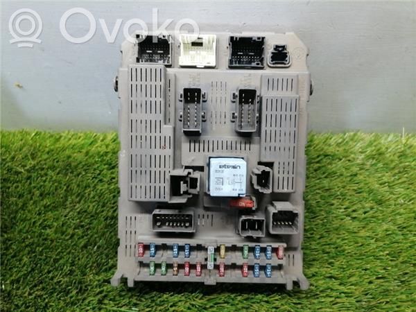 Citroen C5 Fuse module 