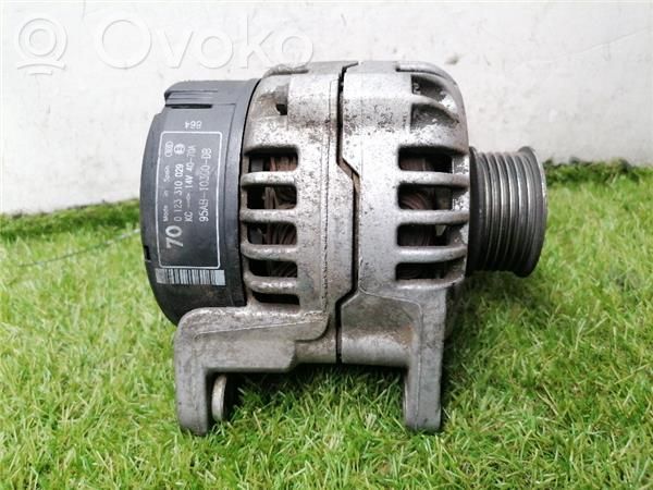 Ford Escort Ģenerators 