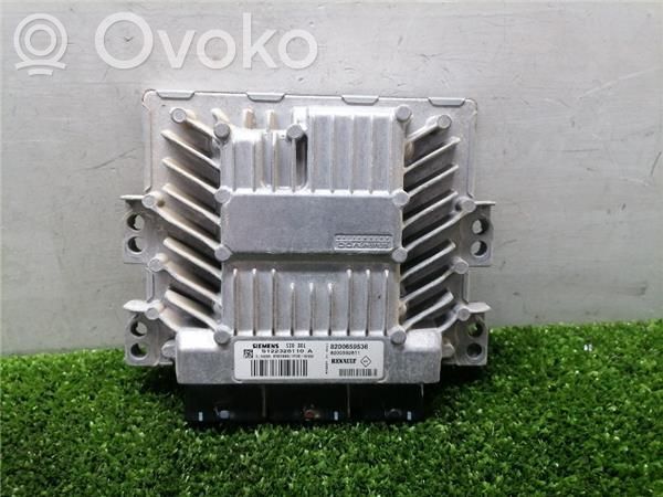 Komputer / Sterownik ECU silnika   8200659536,820059611