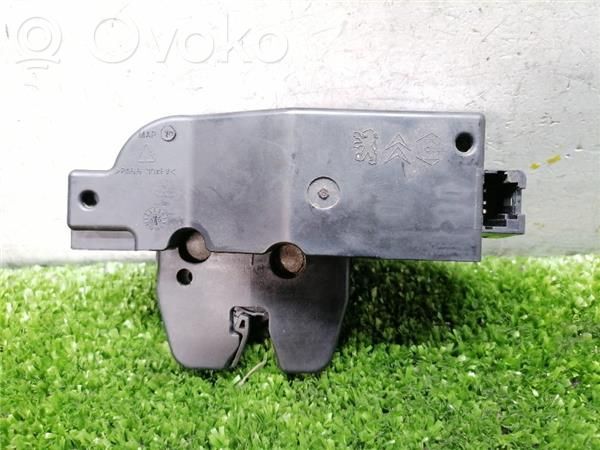 Peugeot 407 Serrure de loquet coffre