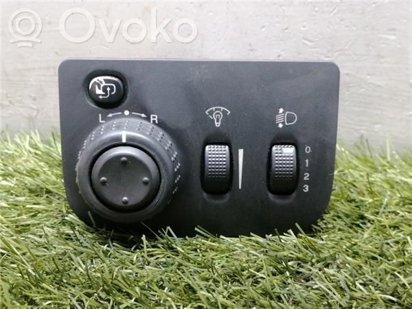 Chevrolet Evanda Light switch 
