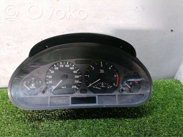 Tachimetro (quadro strumenti)   6932896,263639116