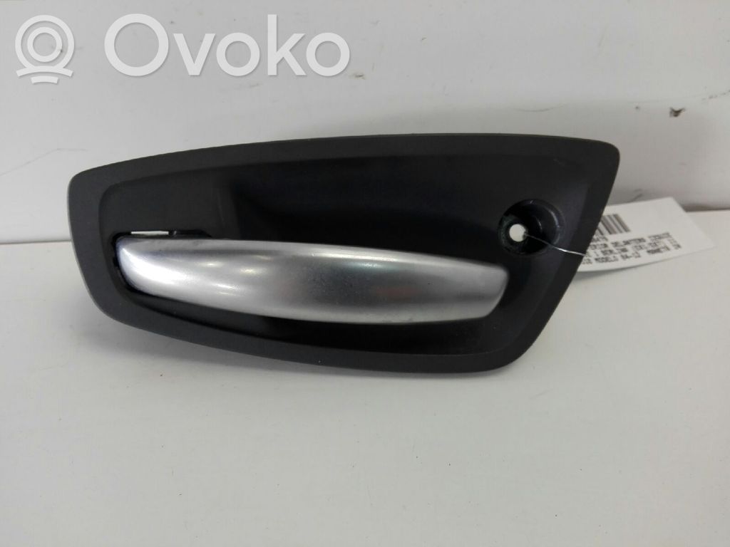 Front door interior handle   10628510