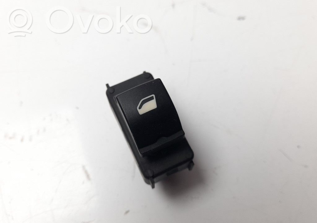Citroen C3 Electric window control switch 