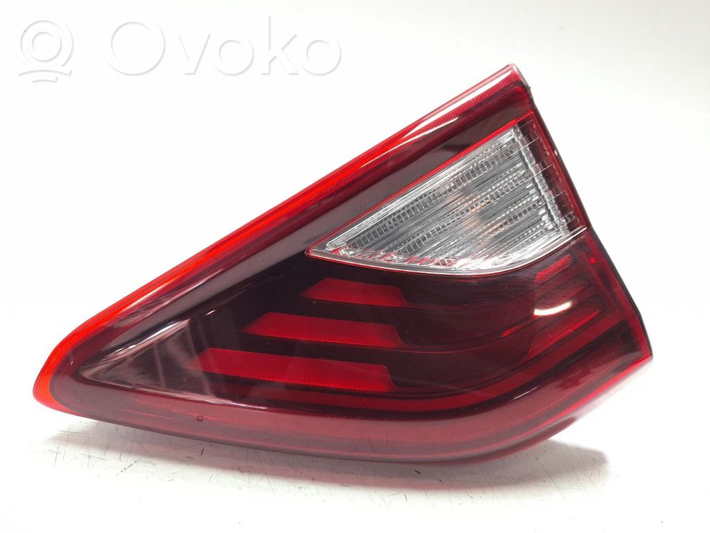 KIA Stonic Takaluukun takavalot 
