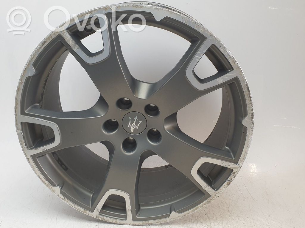Maserati Levante Felgi aluminiowe R18 