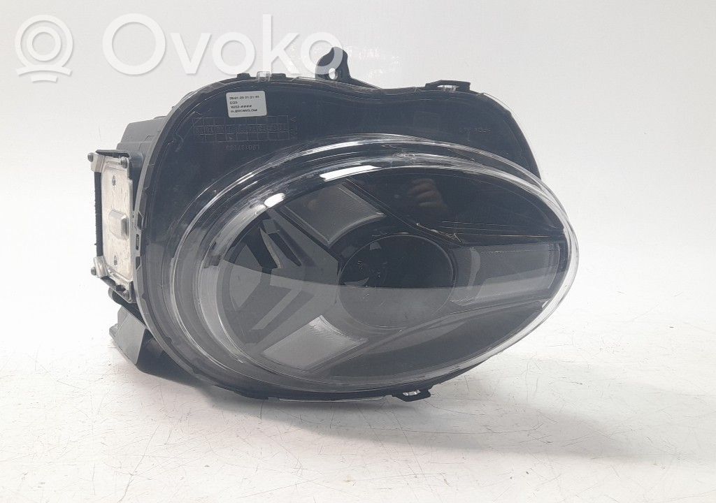 Nissan Juke II F16 Lampa przednia 
