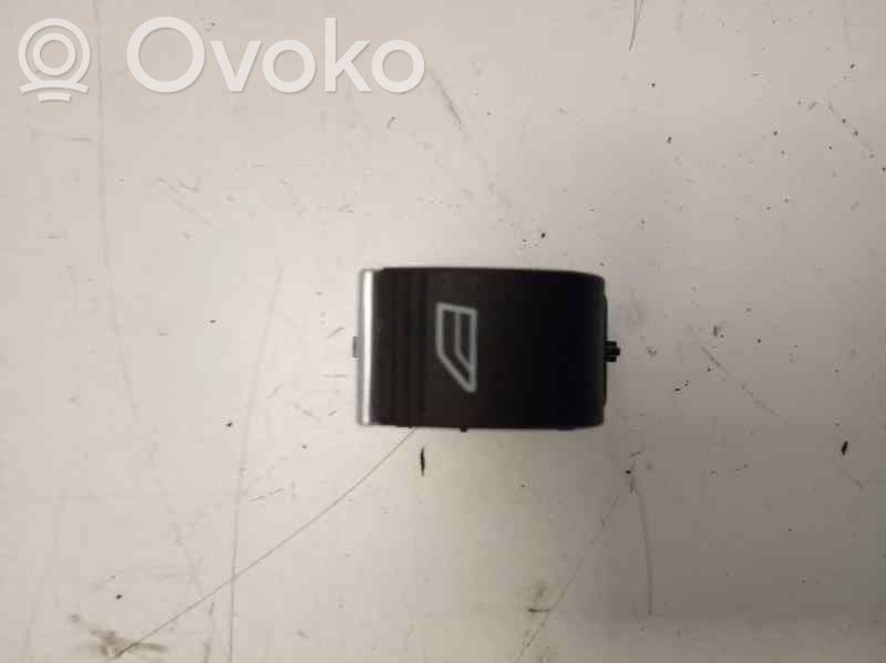 Elektrinių langų jungtukas   REF