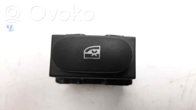 Renault Captur Interruptor de control multifunción 