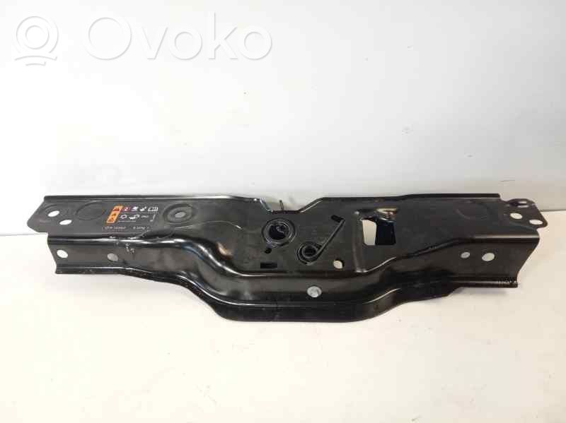 Opel Corsa D Takapalkki 