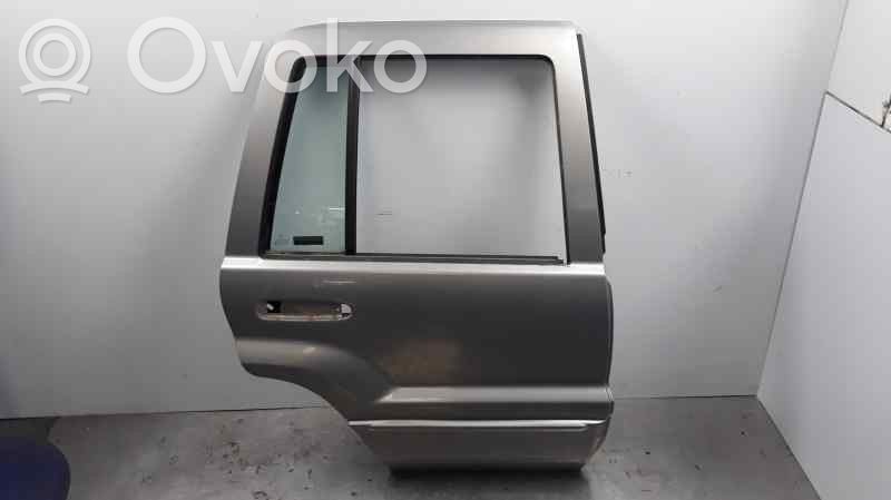 Jeep Grand Cherokee (WJ) Puerta trasera 