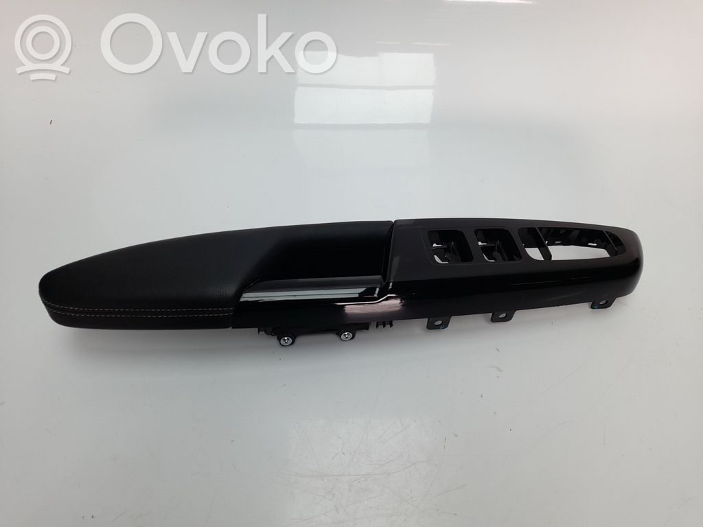 Klamka wewnętrzna drzwi przednich   82710F1010,2271F1010