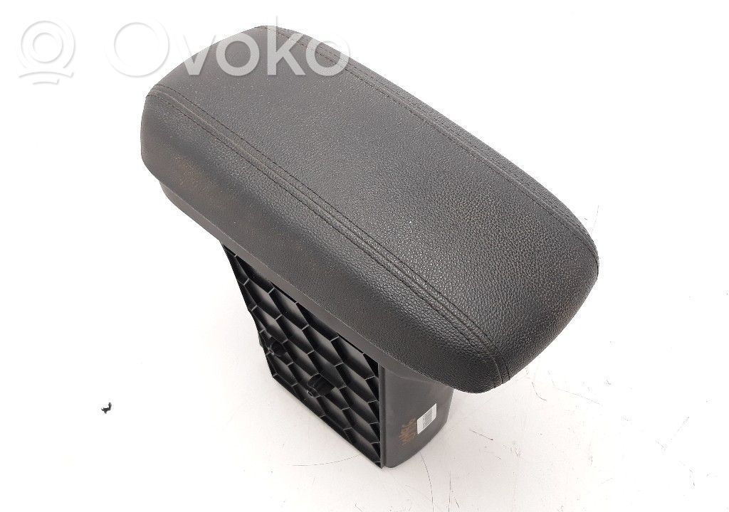 KIA Rio Reposabrazos 