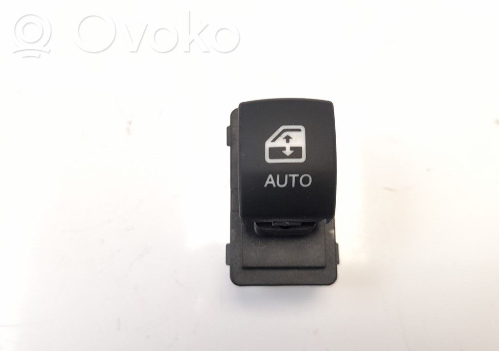 Jeep Compass Electric window control switch 