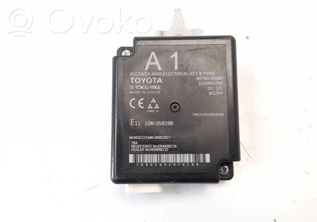 Other control units/modules   897B002060
